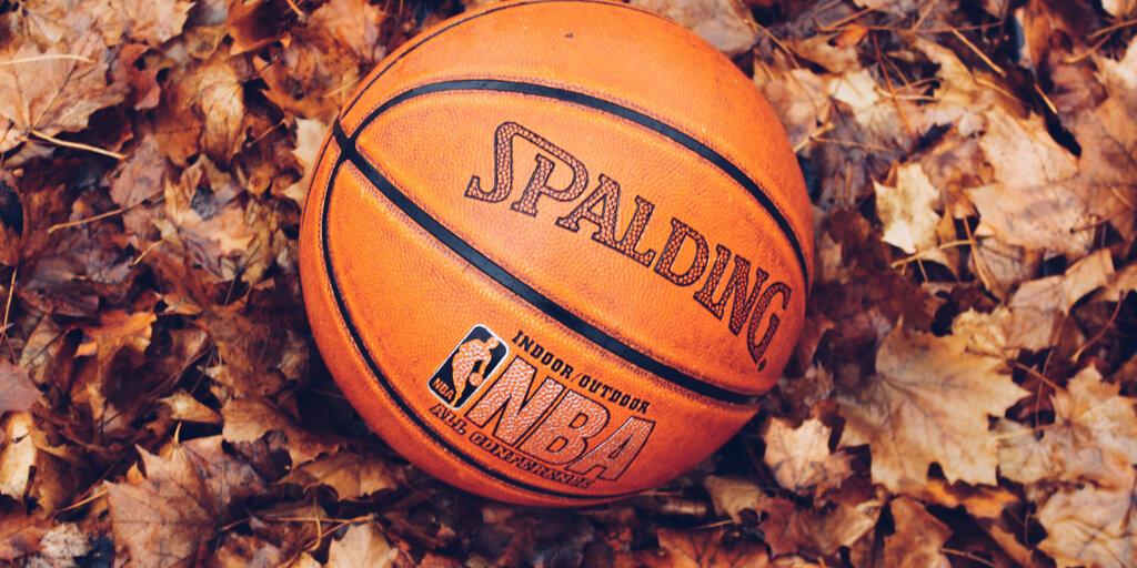 苏富比举办NBA顶级NFT拍卖活动